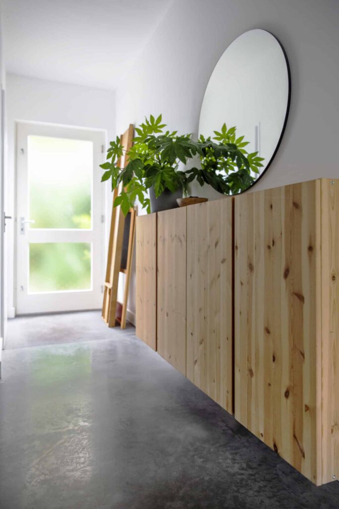 Gevlinderde betonvloer in de hal